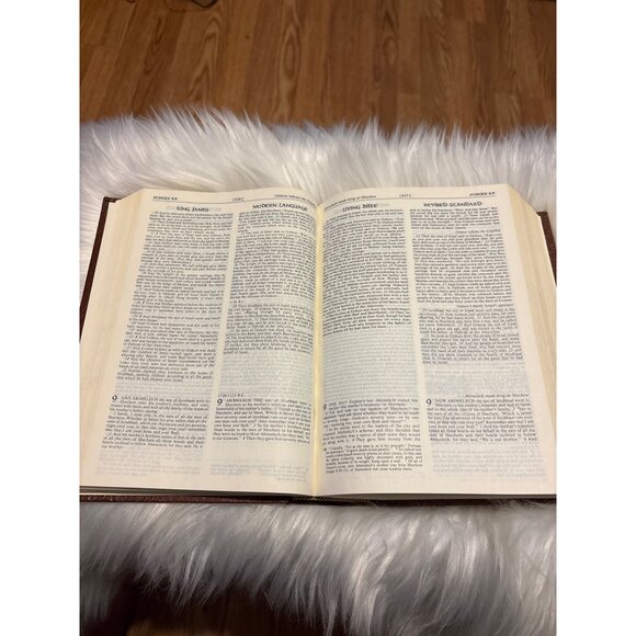 The Laymans Parallel Bible King James Modern Language Living Revised Standard Zo - Picture 7 of 7